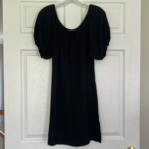 BCBG Maxazria size small light weight knit dress